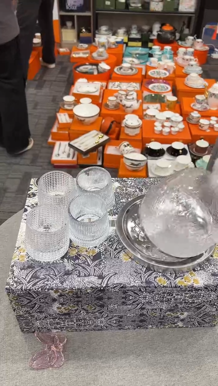 【闪购商品】杯H823--------------