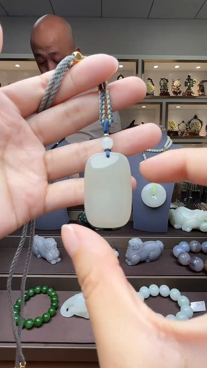 和田玉未镶嵌挂件苏