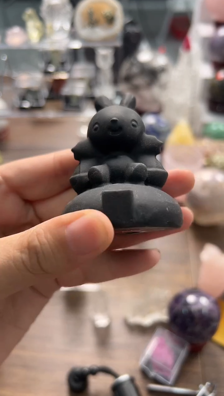 未镶嵌黑曜岩珠宝奇石M035 约6.7cm