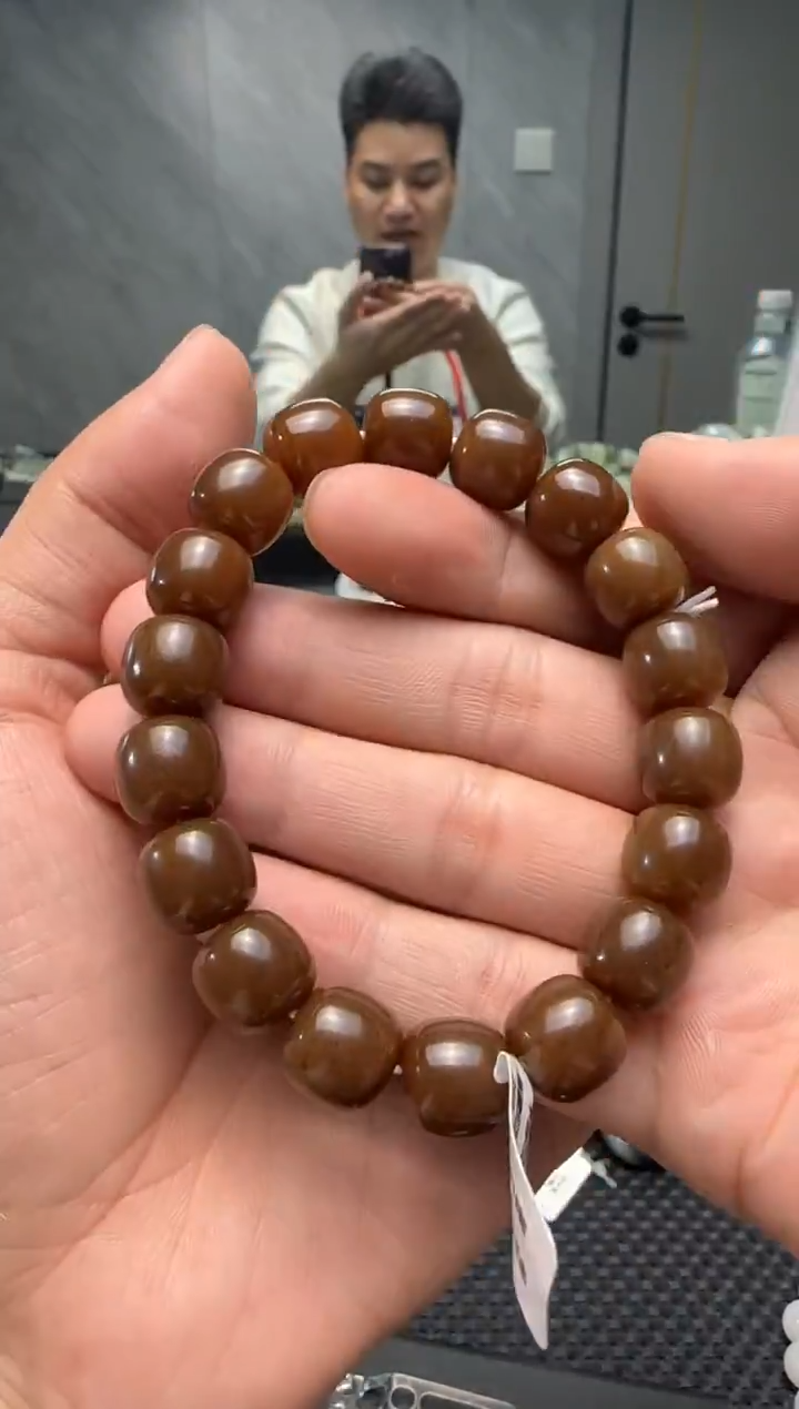 未镶嵌手串和田玉突****我金山糖手串卡11x12