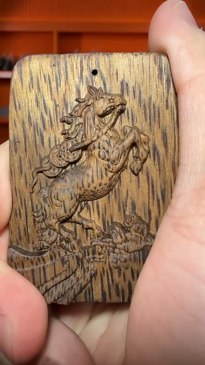 沉香吊坠313号生肖马多样性发一