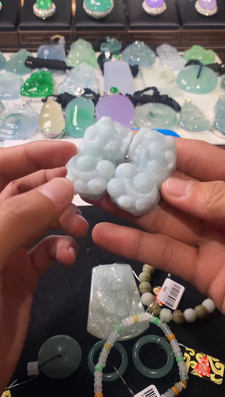 未镶嵌定制翡翠哈*咪4048毛货不退不换