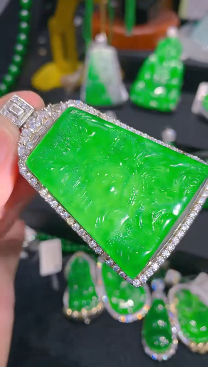 【闪购商品】翡翠颈饰银S925镶嵌46一季