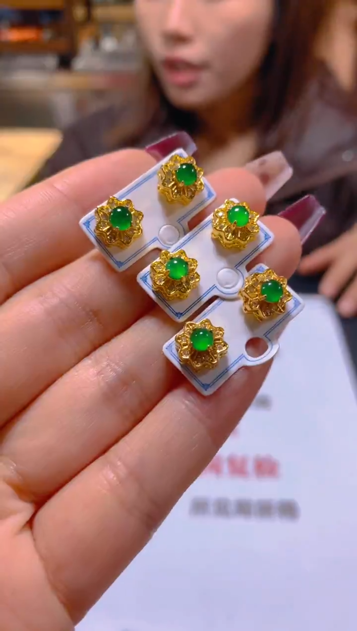 未镶嵌翡翠耳饰多样性发一