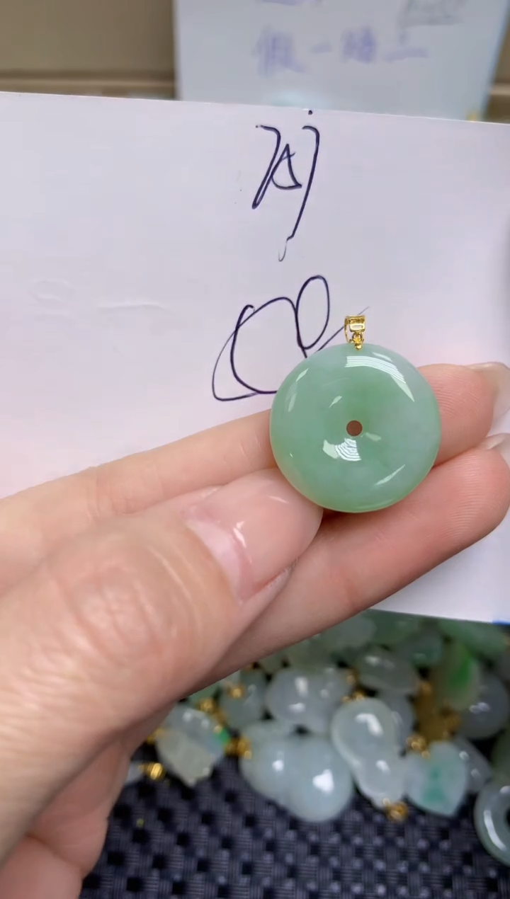 【闪购商品】翡翠颈饰18K金镶嵌天然缅甸A货翡翠