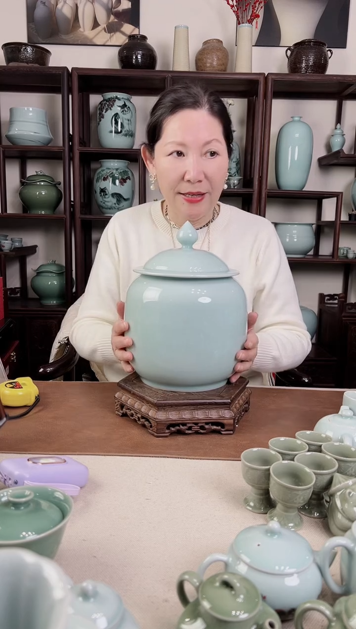 【闪购商品】杯纯手工 粉青 盖罐