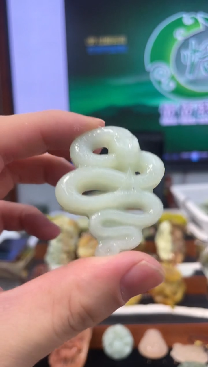 【闪购商品】岫玉吊坠未镶嵌·