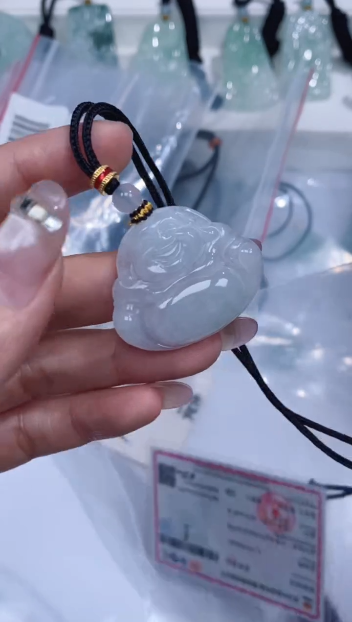 颈饰未镶嵌翡翠吊坠