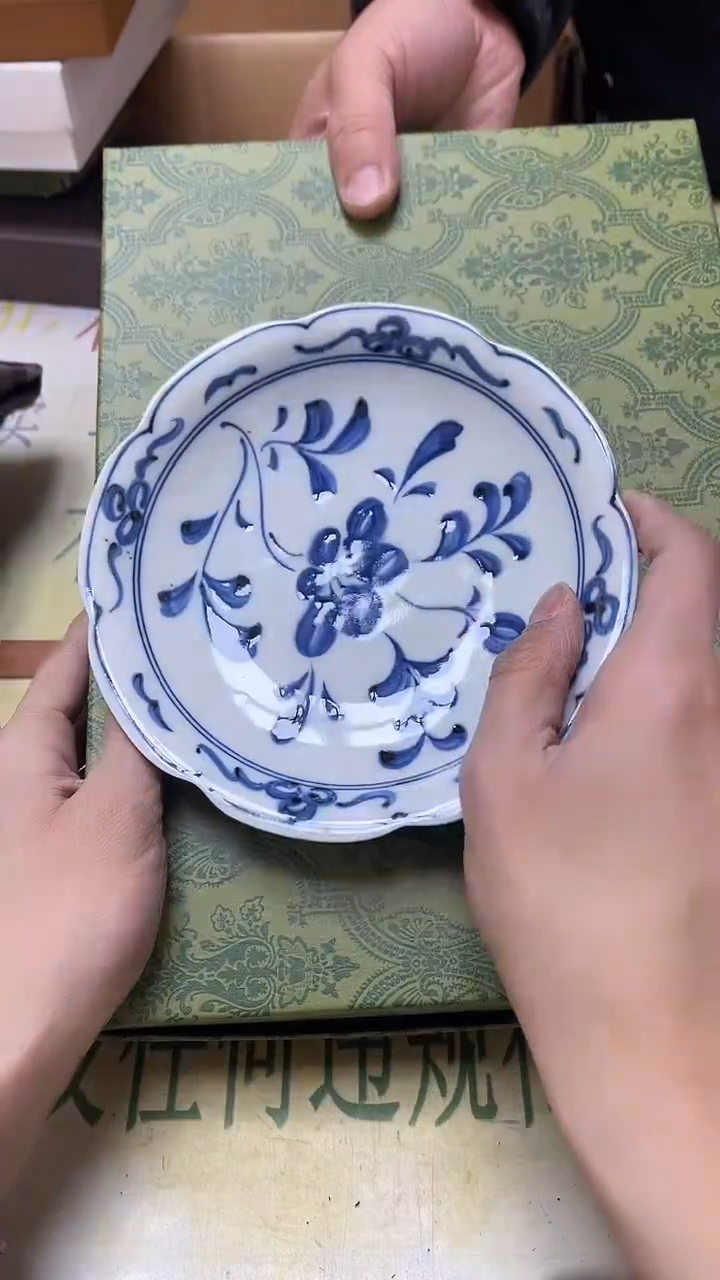 瓷片老二精选越****筝b5361