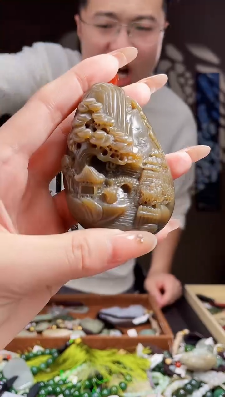 【闪购商品】和田玉颈饰未镶嵌拍一发一