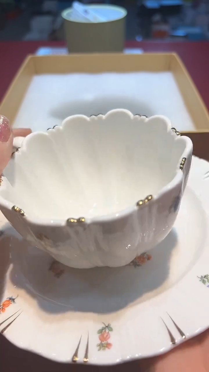 【闪购商品】瓷片锅碗瓢盆一件不剩