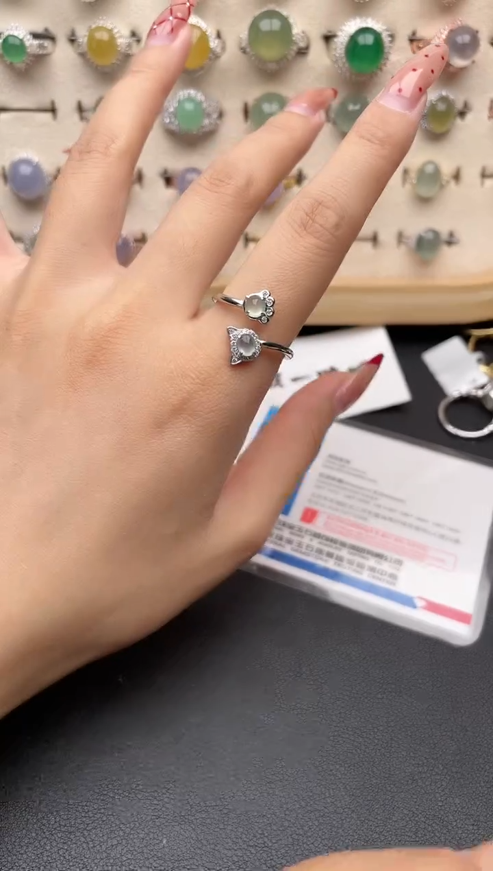 【闪购商品】翡翠戒指银S925镶嵌一物一证一礼盒