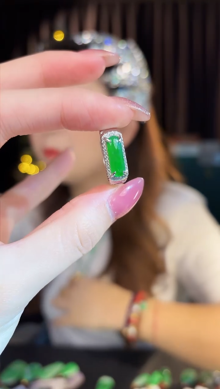 【闪购商品】翡翠戒指未镶嵌 缅料A货/支持复检/一件