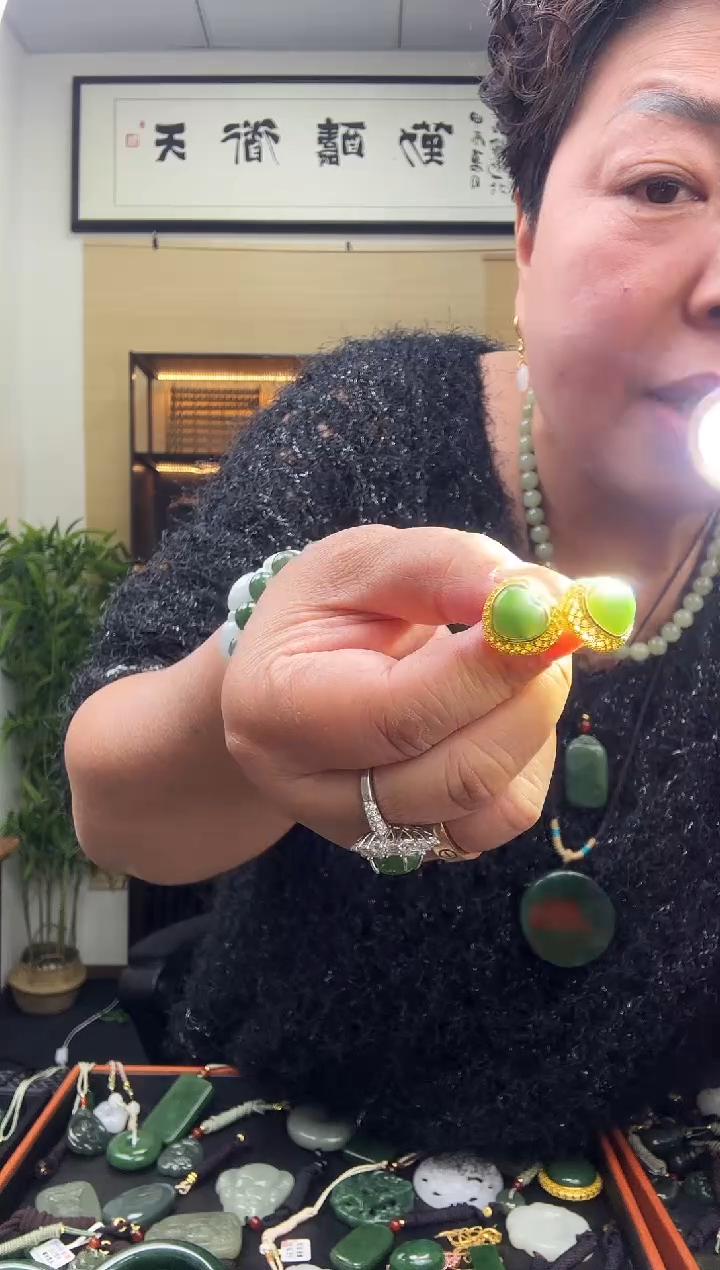 颈饰未镶嵌和田玉多样性发一  1143