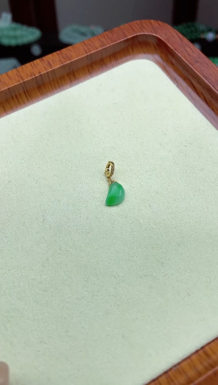 【闪购商品】翡翠手链未镶嵌翡翠