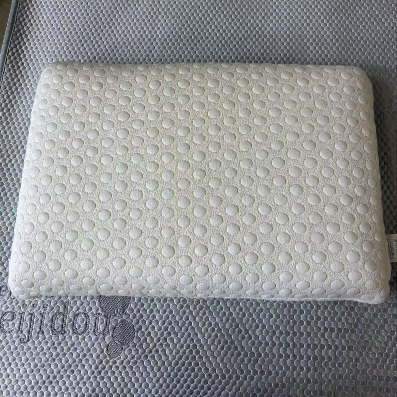 舒适不变形乳胶【随机发货】