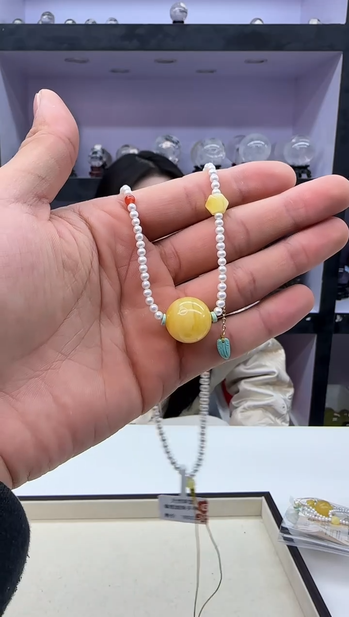 【闪购商品】蜜蜡吊坠(赠链)未镶嵌吊坠