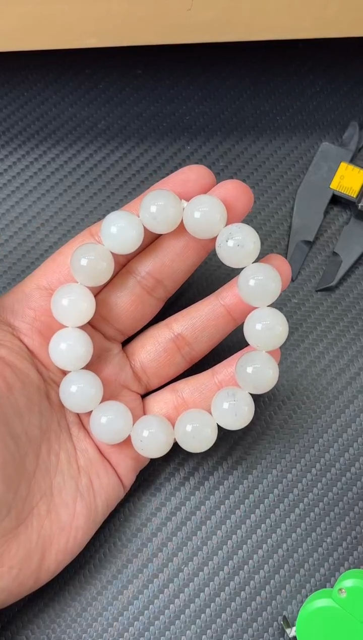 未镶嵌手串和田玉和田黑山微色差卡14m