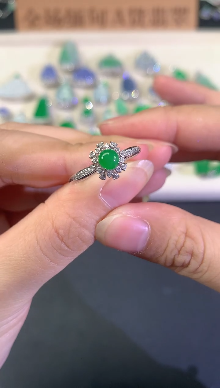 18K金镶嵌戒指翡翠A375|2980