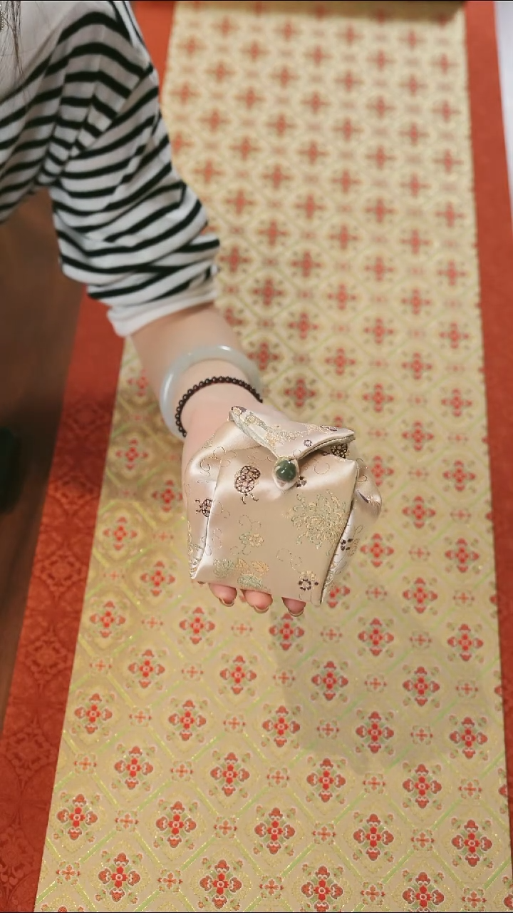 小杯袋·············