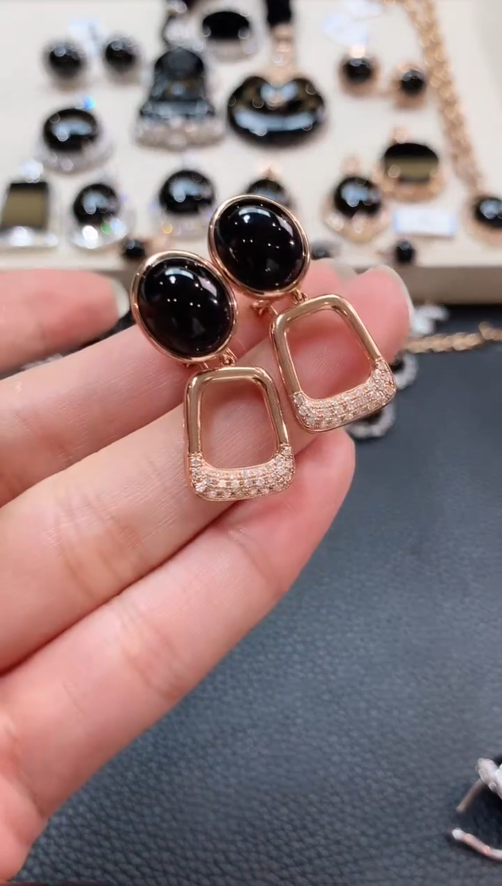 翡翠18K金镶嵌耳饰m61   