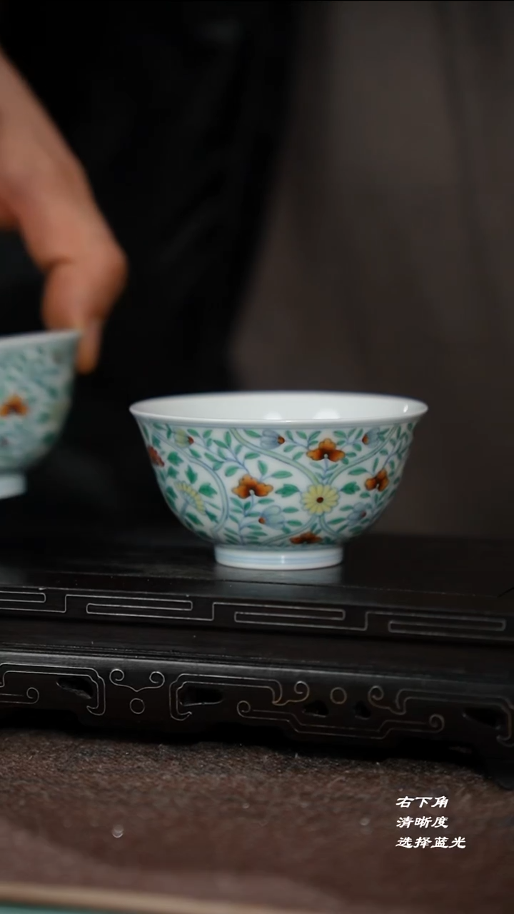 53-2斗彩万花宫碗杯（千寻山坊）