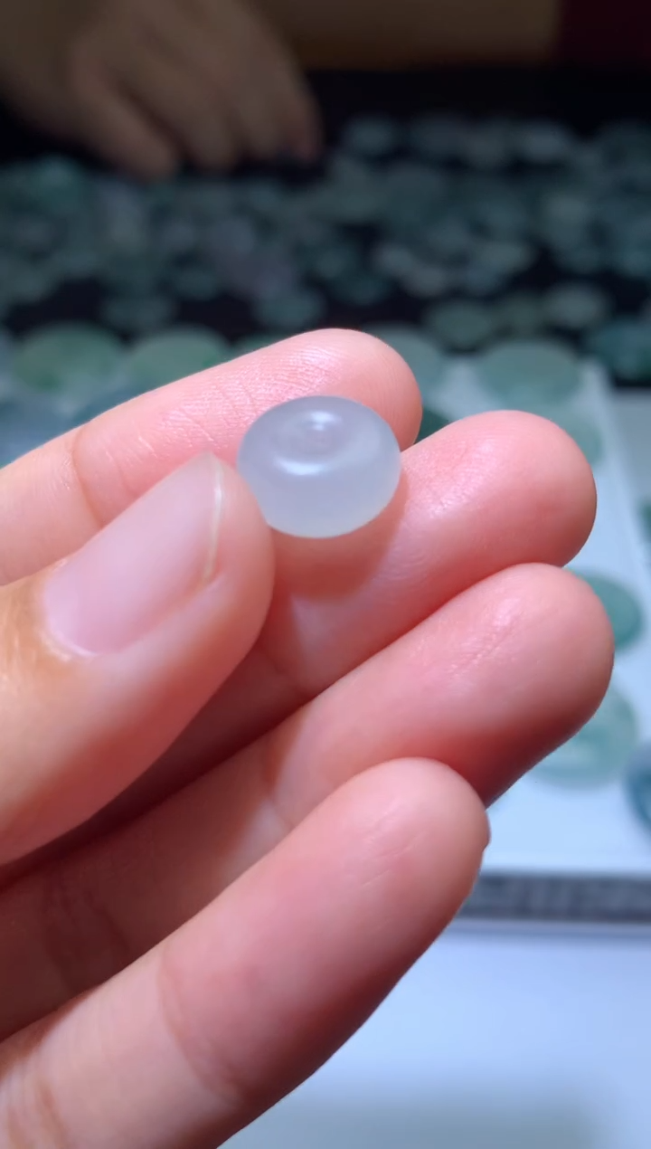 【闪购商品】定制翡翠未镶嵌毛货