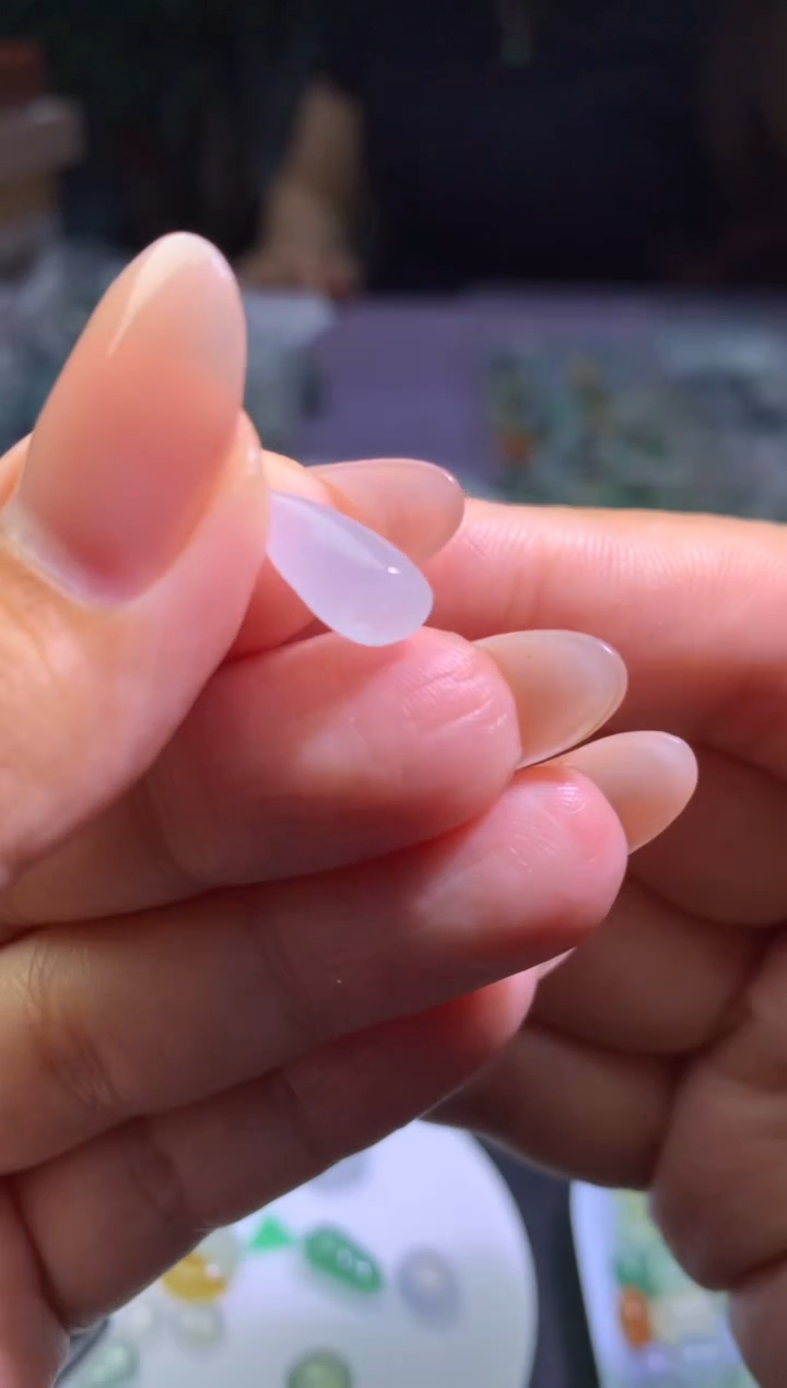 定制翡翠未镶嵌毛货