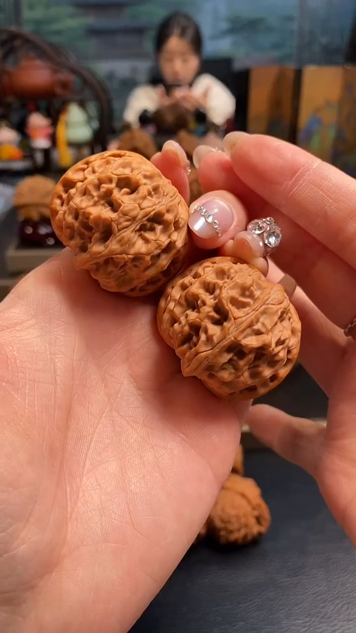 【闪购商品】文玩核桃把件K110苹果园39