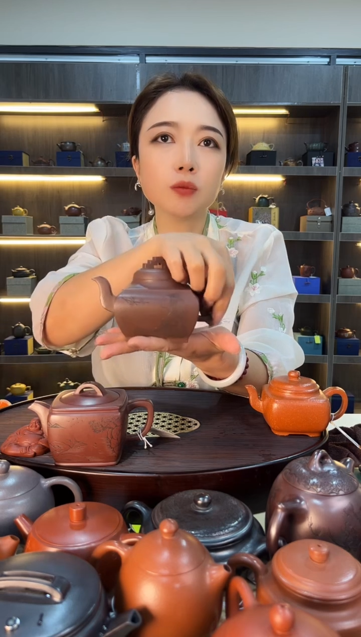 茶壶紫砂底槽清美女四方桥鼎