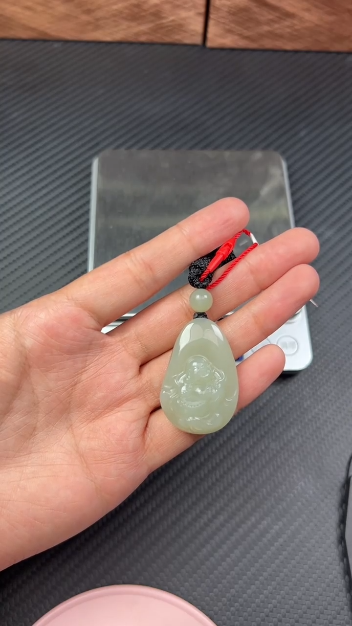 【闪购商品】和田玉吊坠(赠链)未镶嵌且末微色差近矿