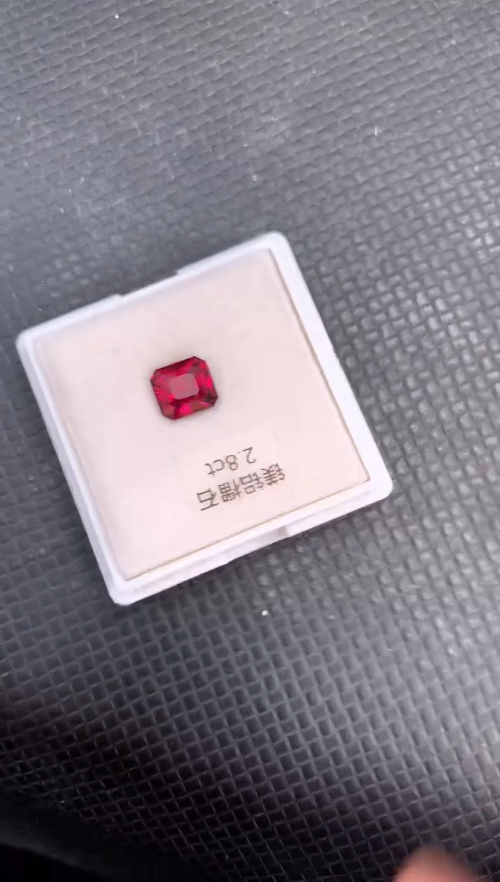 【闪购商品】石榴石（紫牙乌）裸石未镶嵌天然美铝