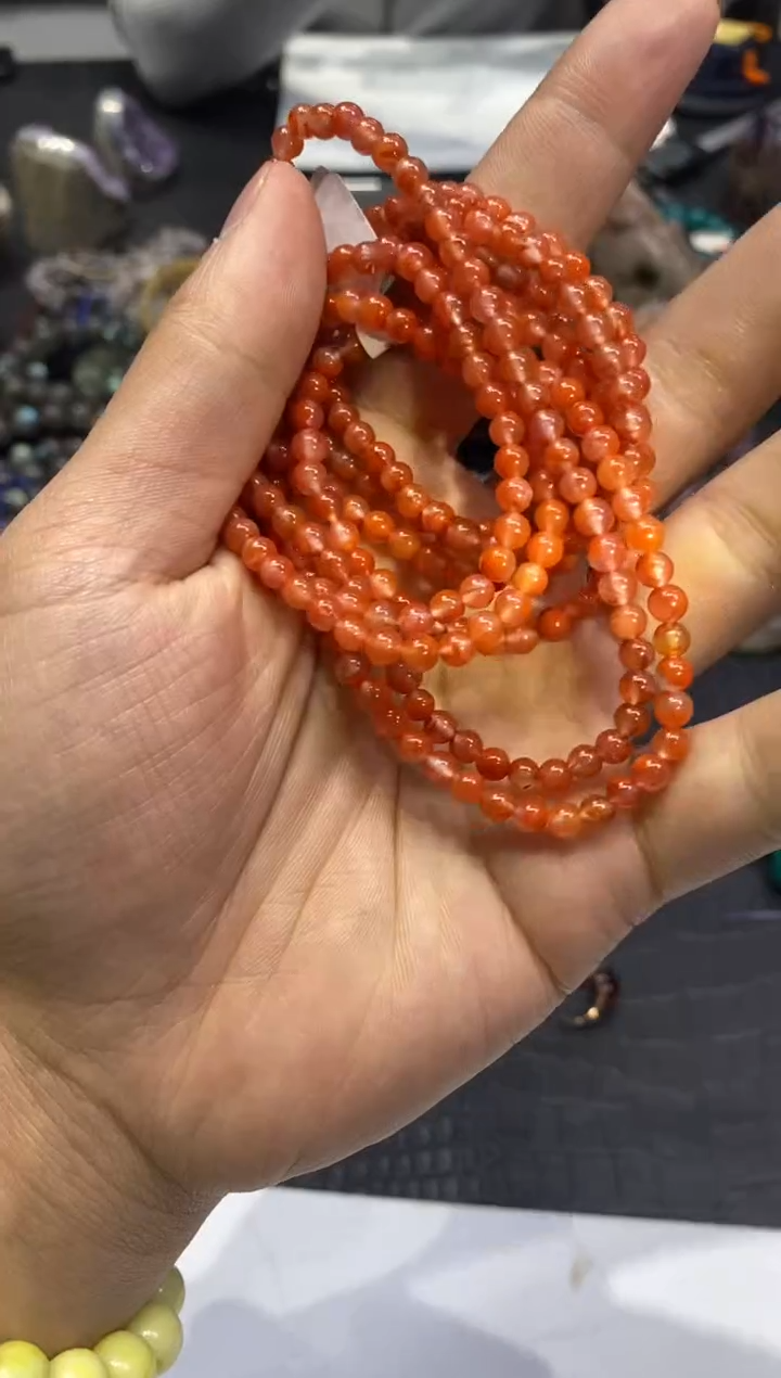 【闪购商品】南红玛瑙手链未镶嵌4圈南红多样性发其一