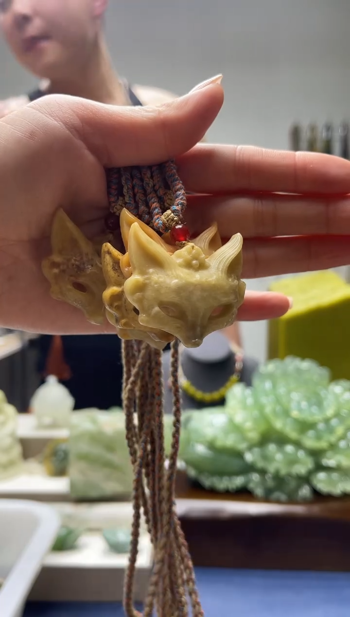 未镶嵌岫玉颈饰多样性发货 拍一发一