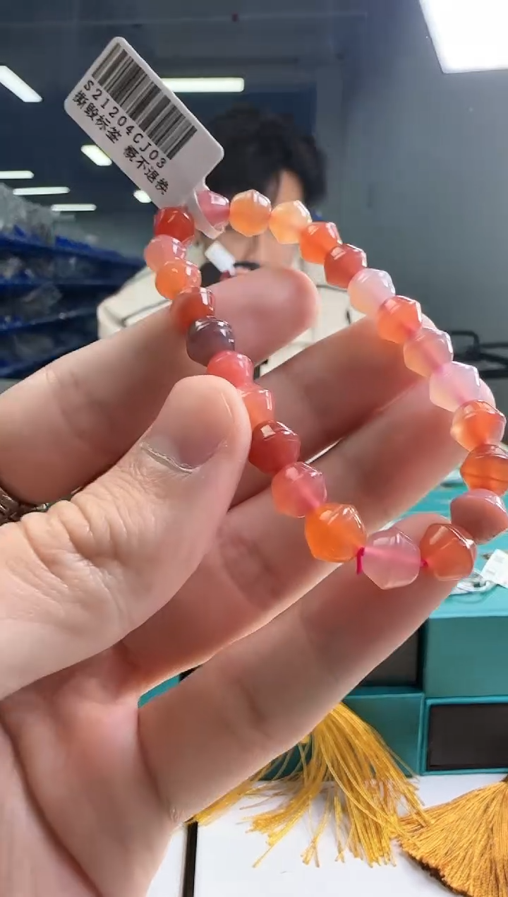 【闪购商品】玛瑙/玉髓手串未镶嵌铃铛手串56