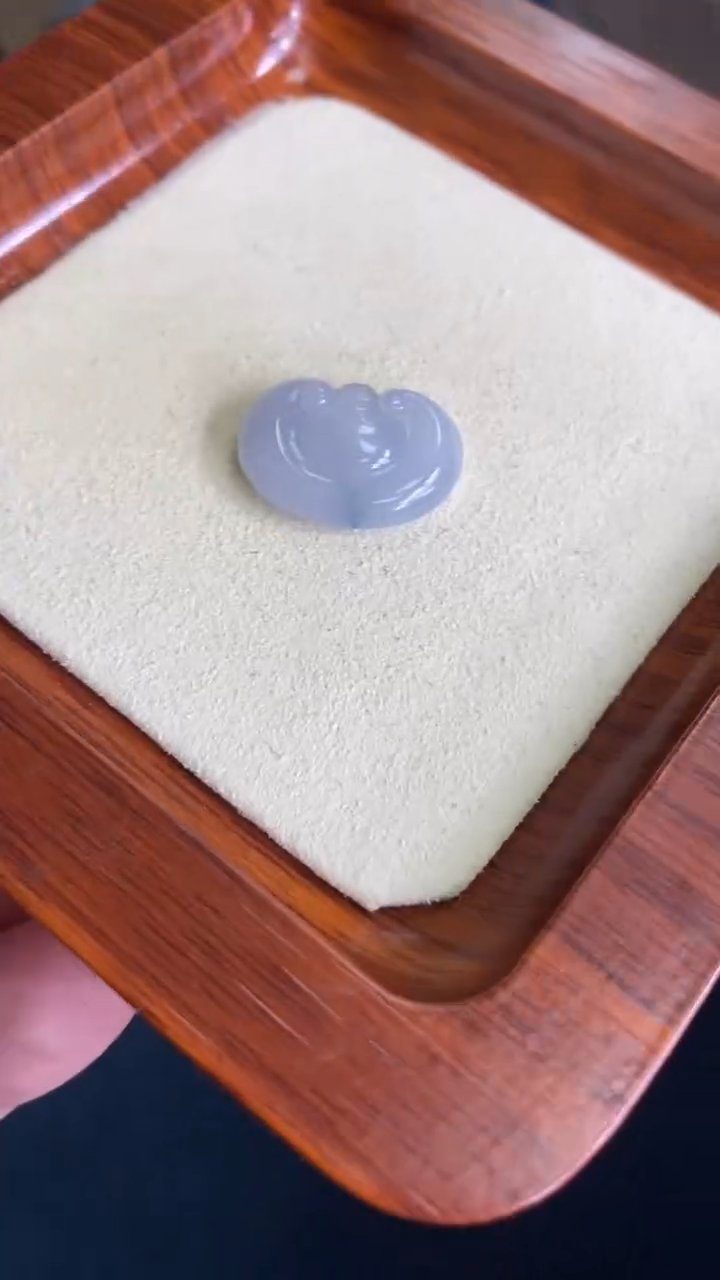 【闪购商品】翡翠挂件未镶嵌如意