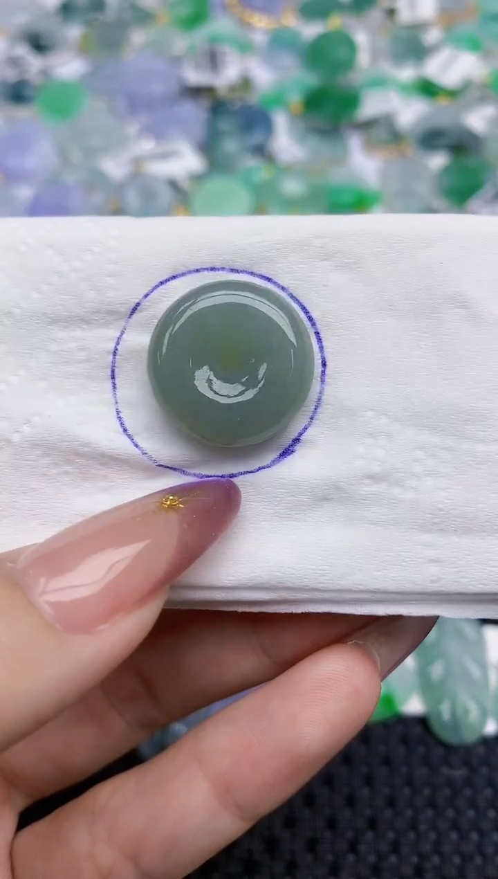 翡翠未镶嵌颈饰   天然翡翠A货  百元以上9米证书费自理