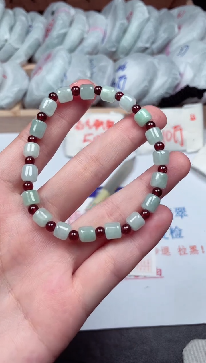 颈饰未镶嵌翡翠天然A货 