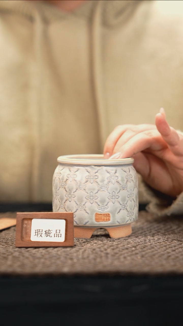 口径花盆-12-9-364特默认有瑕