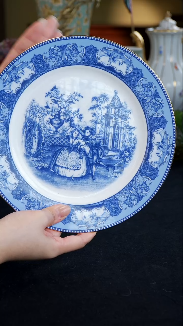 瓷米多家中古器物 如图所示 24