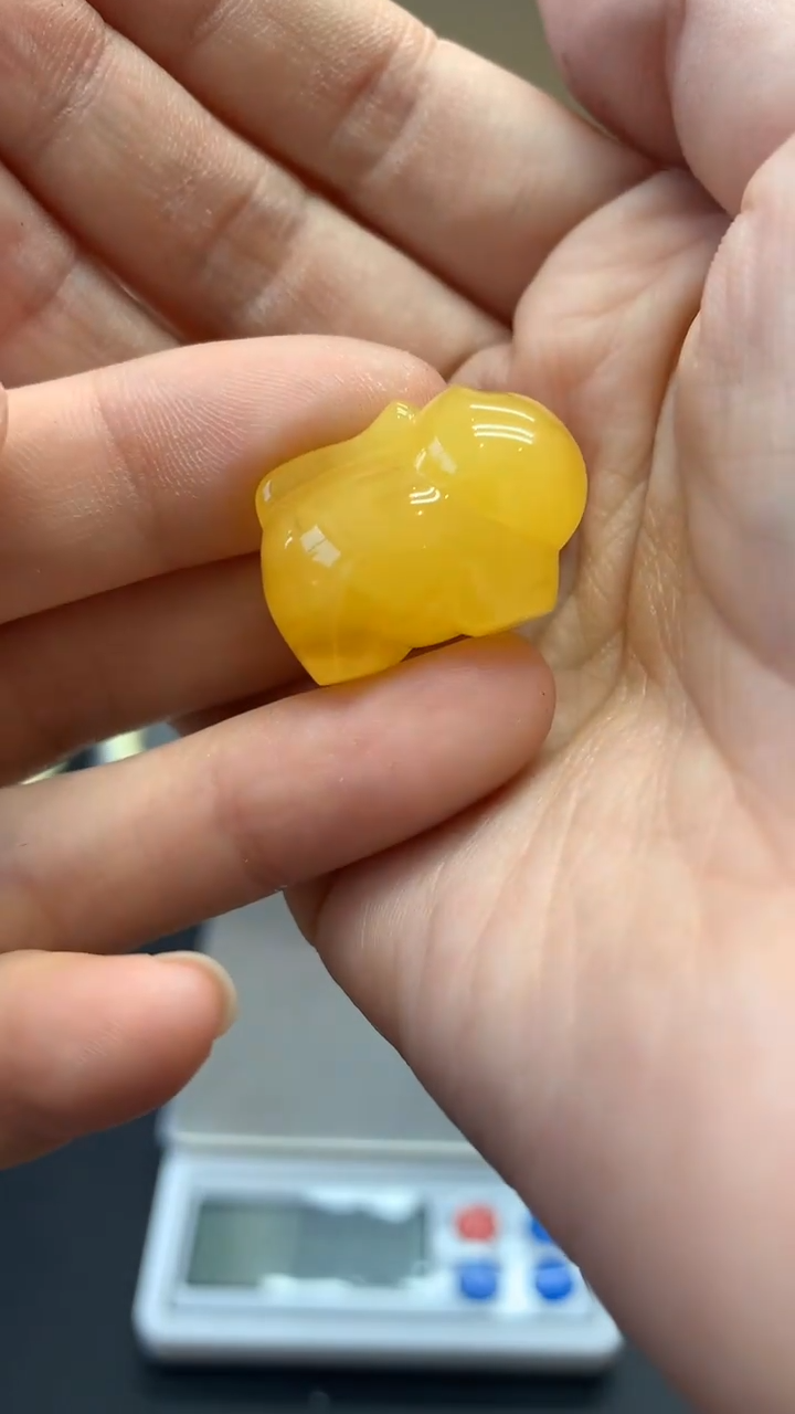 未镶嵌琥珀珠宝奇石527