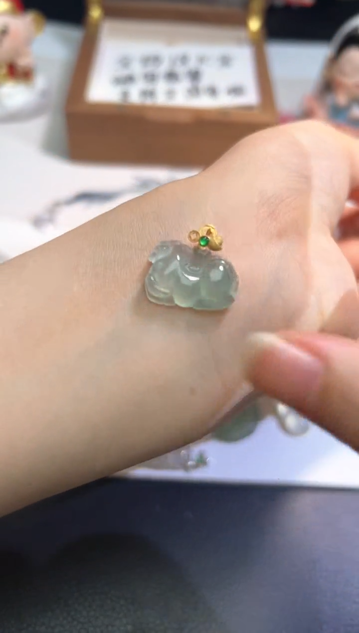 【闪购商品】翡翠颈饰18K金镶嵌翡翠源头直播间