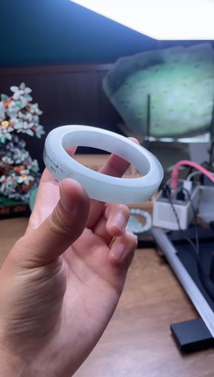 【闪购商品】定制翡翠手镯未镶嵌定制