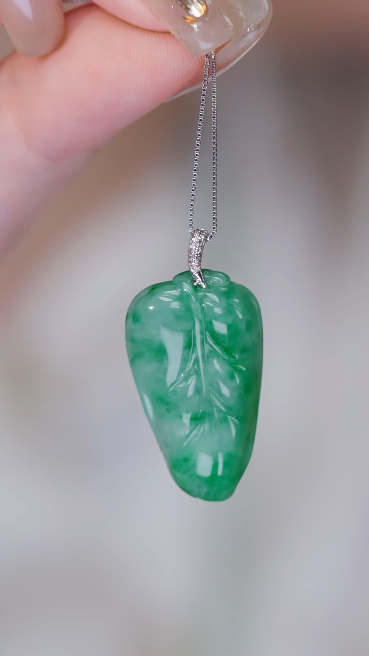 吊坠(不含链)18K金镶嵌翡翠11
