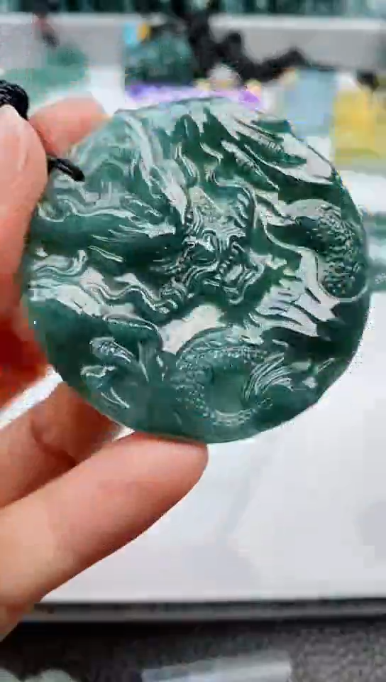 【闪购商品】翡翠颈饰未镶嵌