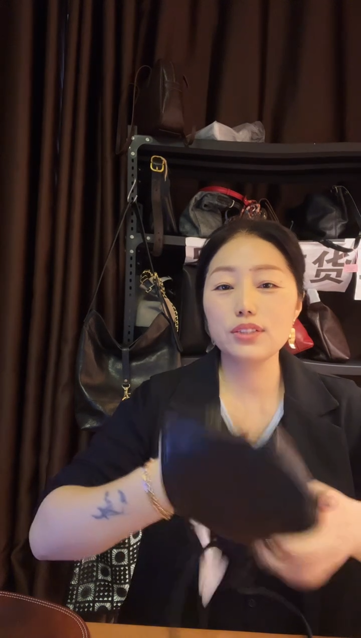 牛皮（革）高端订制时尚百搭女士手提斜跨包