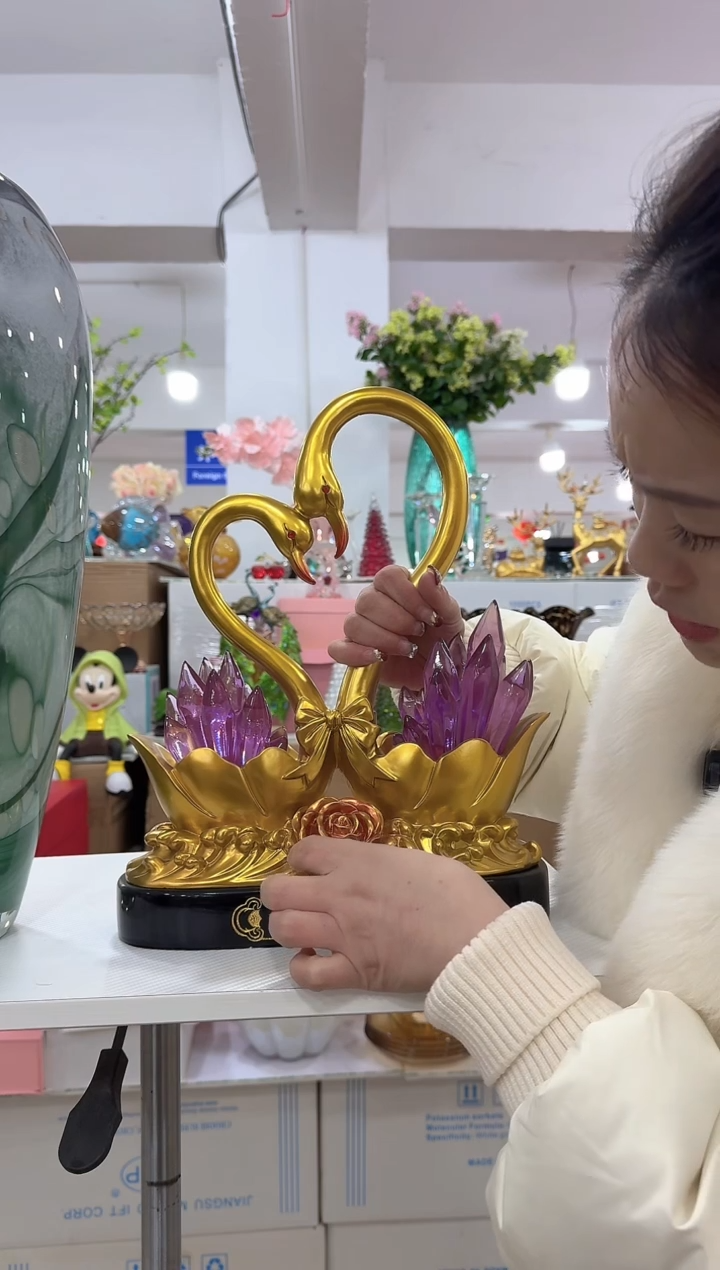 【闪购商品】琉璃天鹅