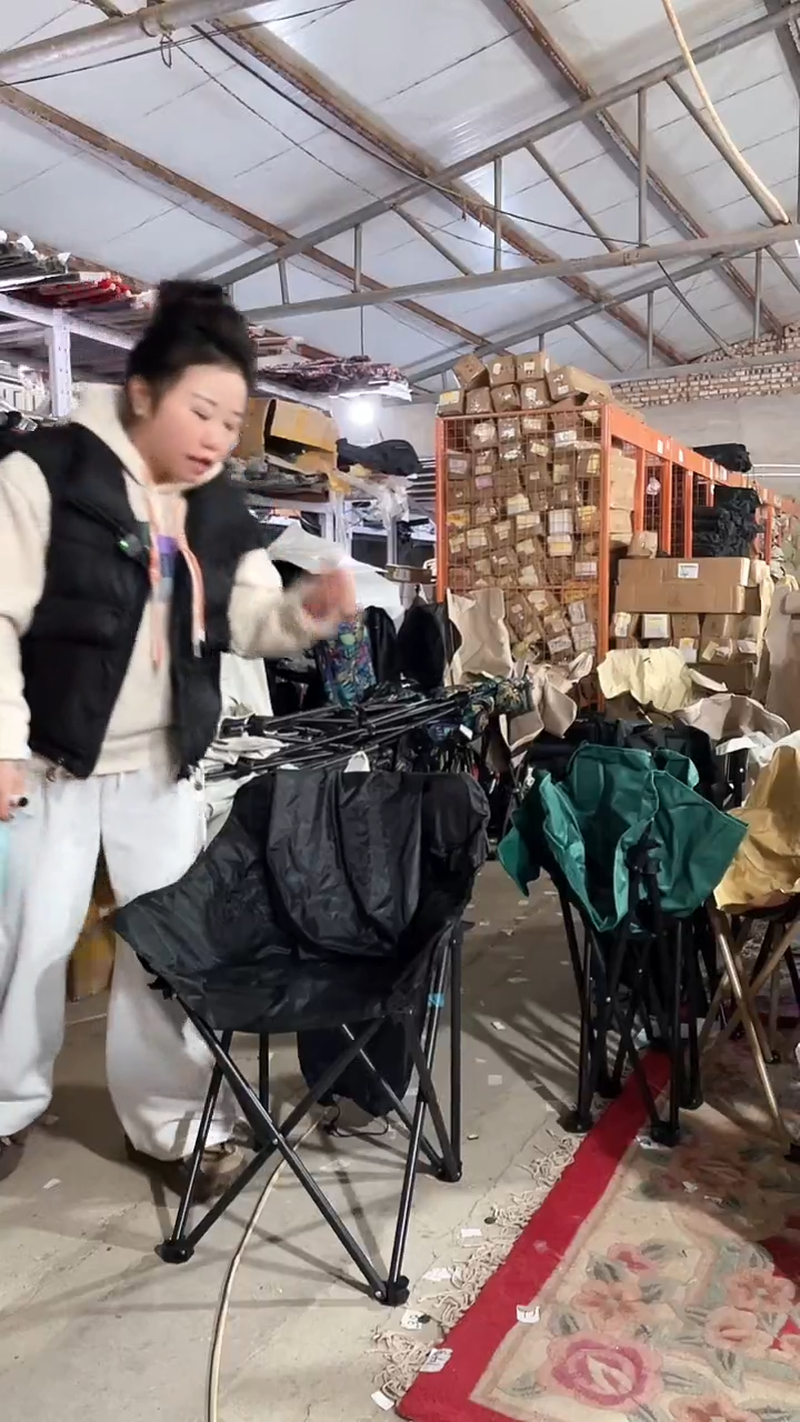 铁瑕疵   低背月亮椅   黑色