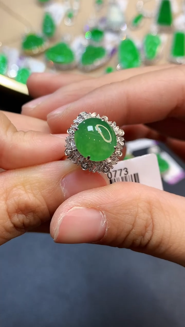 【闪购商品】翡翠戒指18K金镶嵌3231　　　