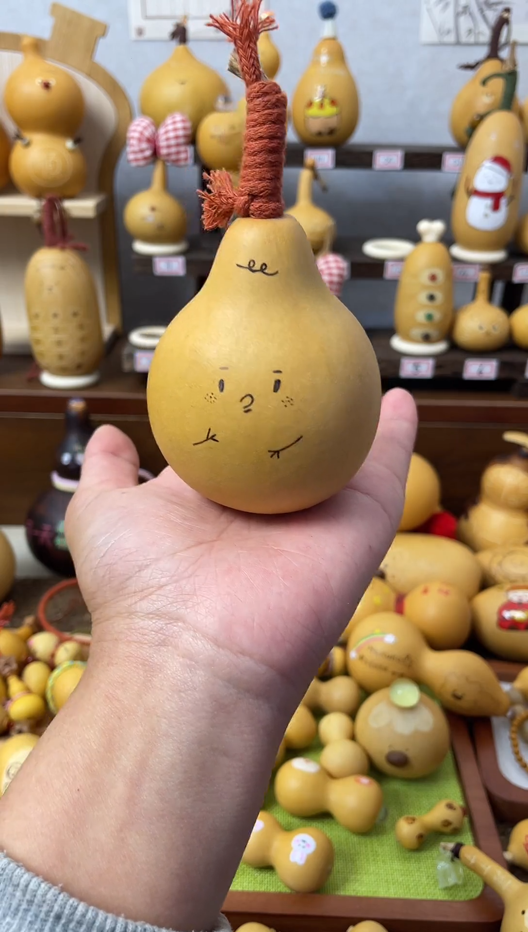 顾**橘一物一拍葫芦